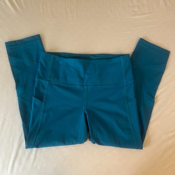 Lululemon leggings with pockets! size 6 - 23" - Picture 2 of 4